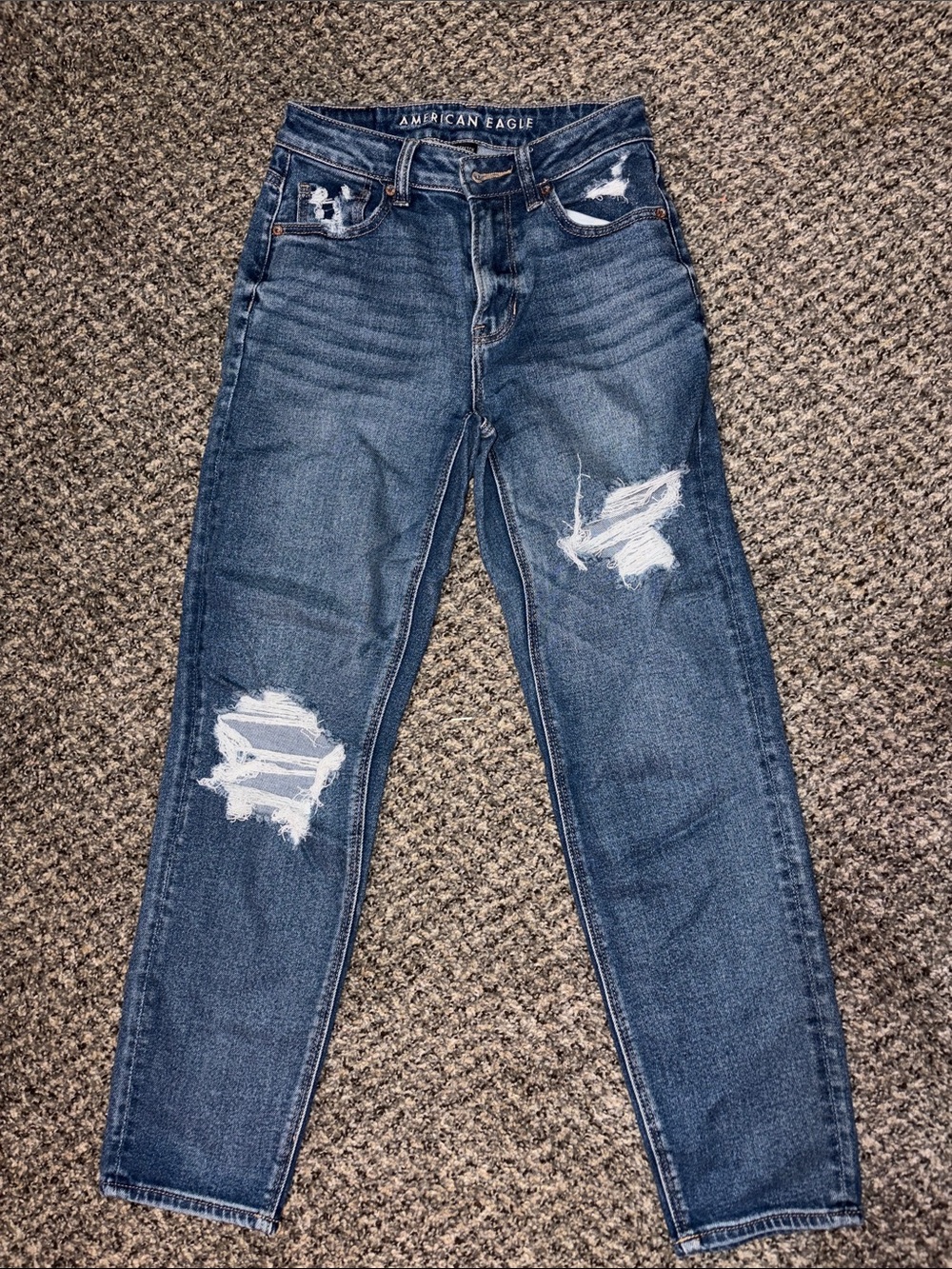 American Eagle Mom Jeans